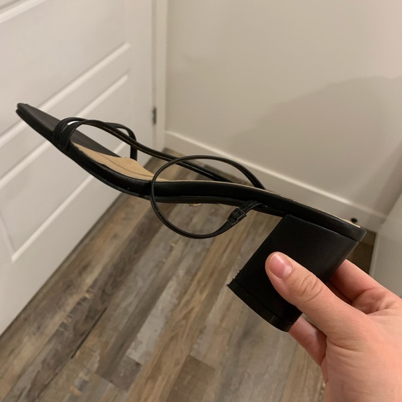 black heel shoes - Picture 4 of 9